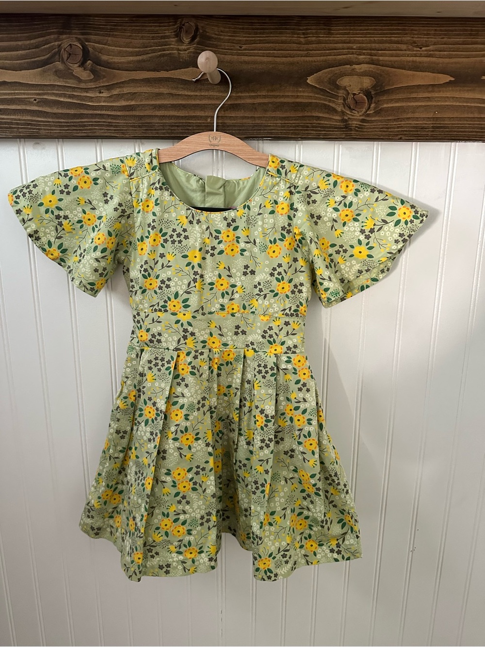 Burberry Green Dress with Yellow Floral Print and Flutter Sleeves
